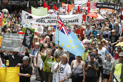 Ahead of the UN Climate Summit in Paris more than 15,000 New Zealanders take part in the Peoples Climate March in Queen St, Auckland, kicking off what will be the largest climate mobilisation the world has ever seen. Over the weekend there will be marches in more than 2000 cities around the globe, and in 34 other New Zealand locations, challenging the leaders of the world to take real climate action. Greenpeace/Nigel Marple